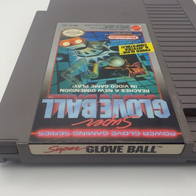 NES - Super Glove Ball (photo 2)