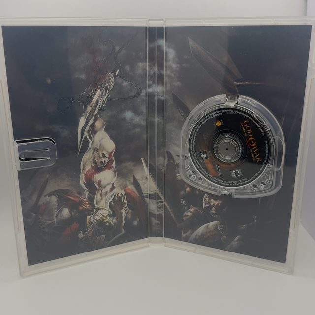 PSP - God of War: Chains of Olympus (photo 3)