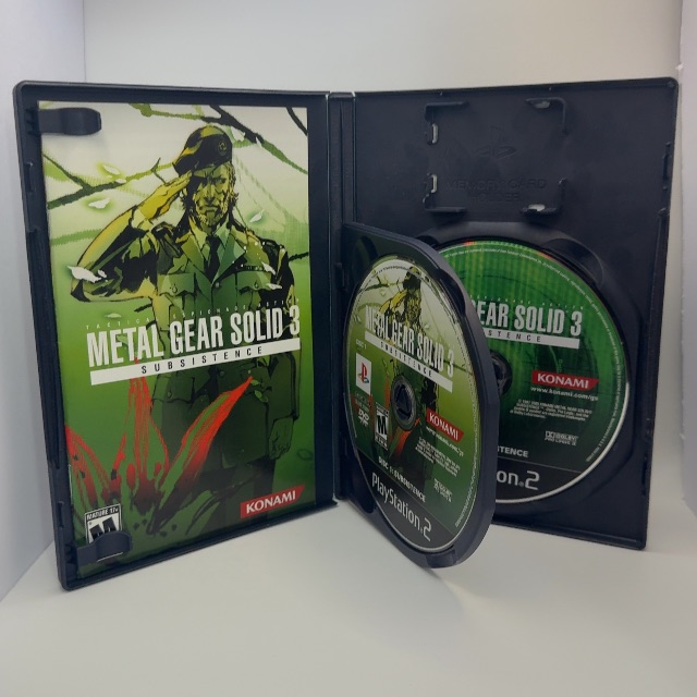 PS2 - Metal Gear Solid 3: Subsistence (photo 3)