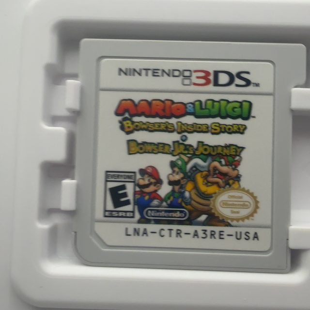 Nintendo 3DS - Mario & Luigi Bowser's Inside Story + Bowser Jr.'s Journey (photo 4)