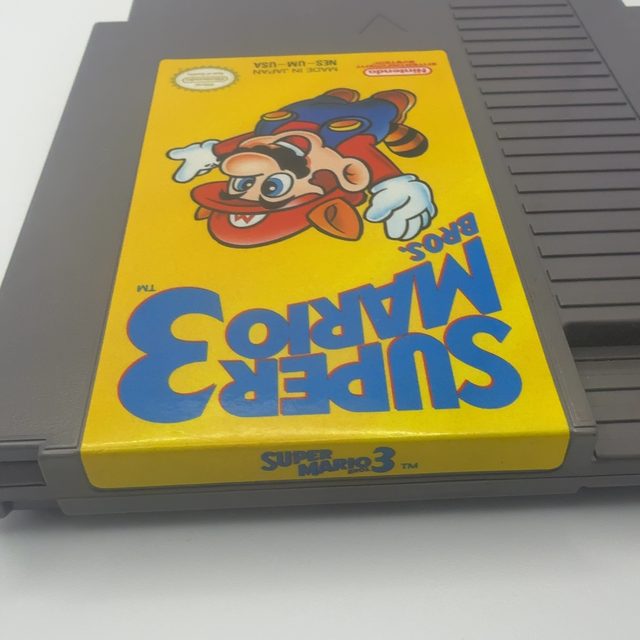 NES - Super Mario Bros 3 Left (photo 2)