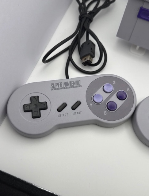 Super Nintendo SNES Classic Mini Console with 2 Controllers (photo 2)