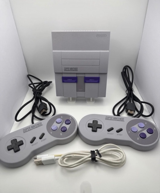 Super Nintendo SNES Classic Mini Console with 2 Controllers