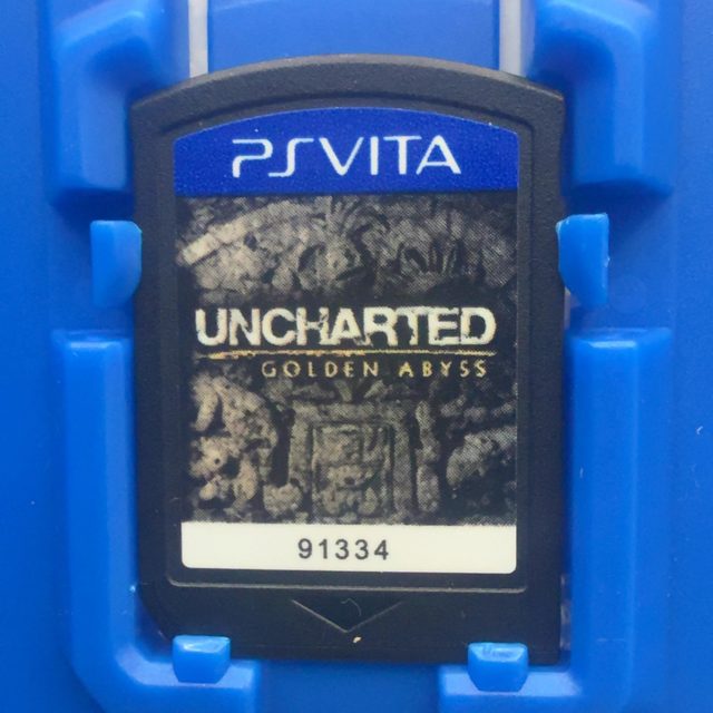 PSVita - Uncharted: Golden Abyss (photo 3)