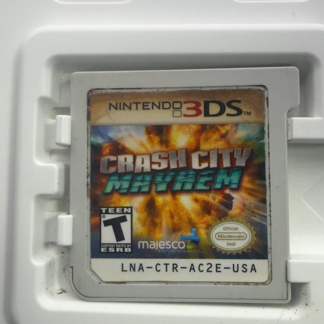 Nintendo 3DS - Crash City Mayhem (photo 4)